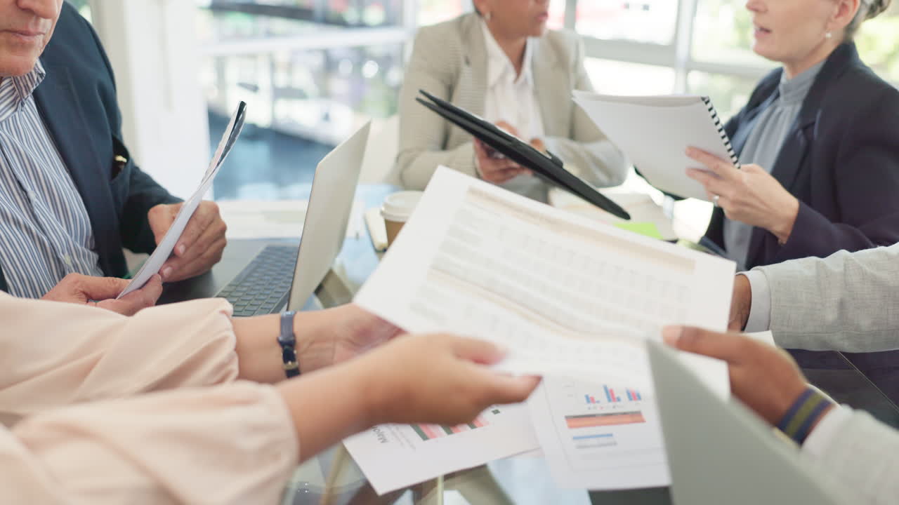 marketing, trabajo en equipo y manos de gente de negocios