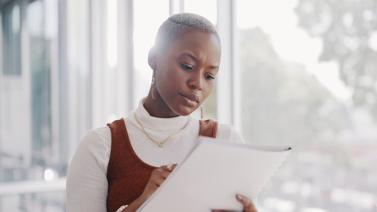Corporate black woman, documents