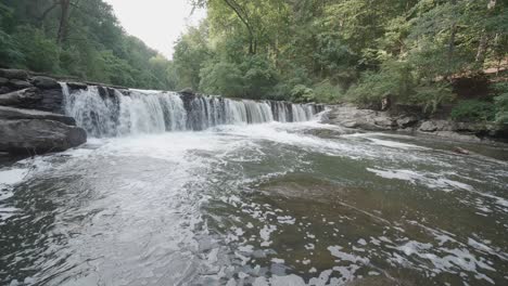 Wasserfall,-Wissahickon-Creek,-Philadelphia,-Pa