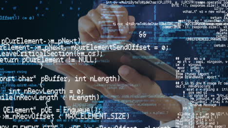 animación del procesamiento de datos sobre la pantalla táctil de la tableta de la mujer de negocios