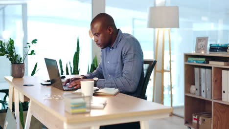 Time-lapse-of-black-man-working-in-business