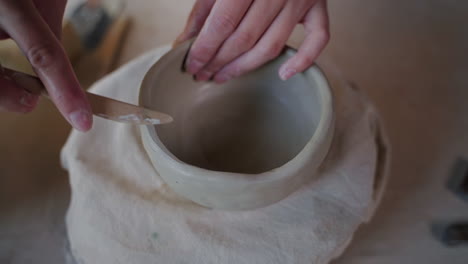 making a clay bowl