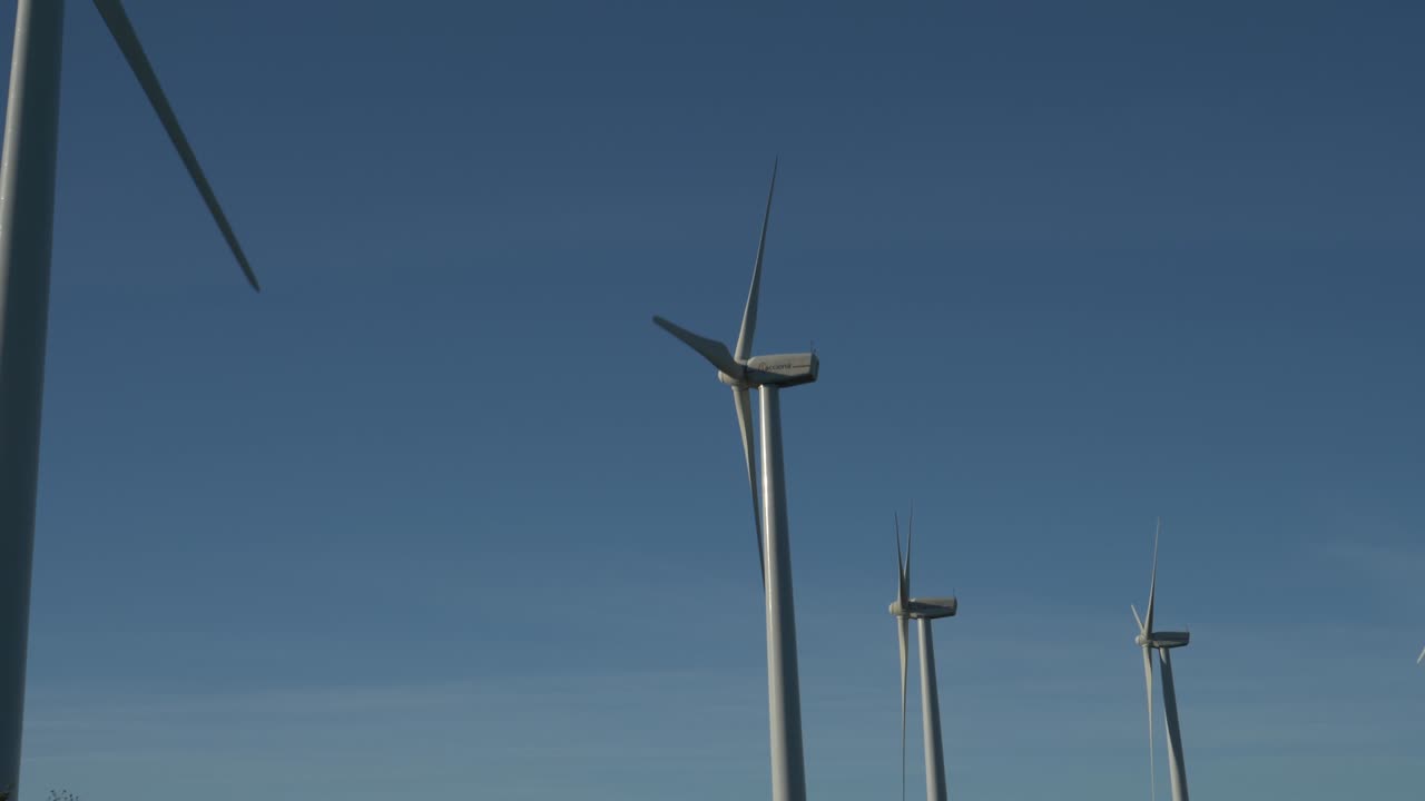 슬로우 모션 윈드 휠