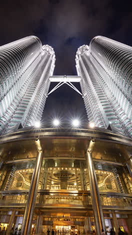 Kuala Lumpur petronas towers and skyline in vertical
