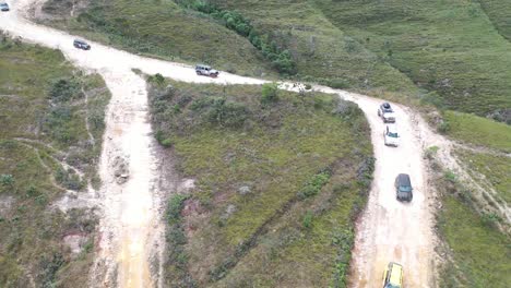 4x4-off-road-vehicles-on-rough-terrain-trail-in-Serra-da-Canastra-National-Park-in-overland-event,-Minas-Gerais,-Brazil