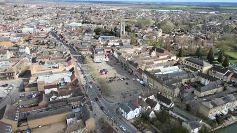 imágenes aéreas de la plaza del mercado de st neots en cambridgeshire, reino unido