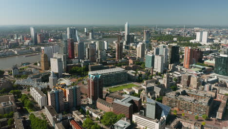 Downtown-Rotterdam-Skyline-At-Daytime-In-South-Holland,-Netherlands