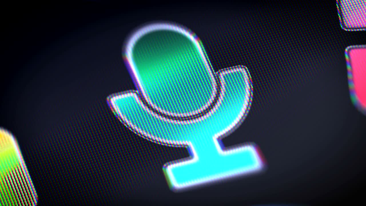 el icono del micrófono en la pantalla.