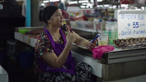 thai street food vendor