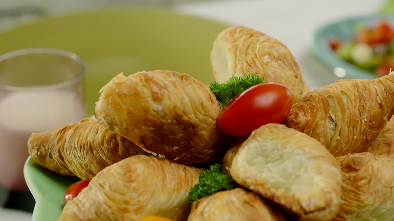 클로즈업, 저녁 식사 테이블에 맛있는 집에서 만든 페이스트리