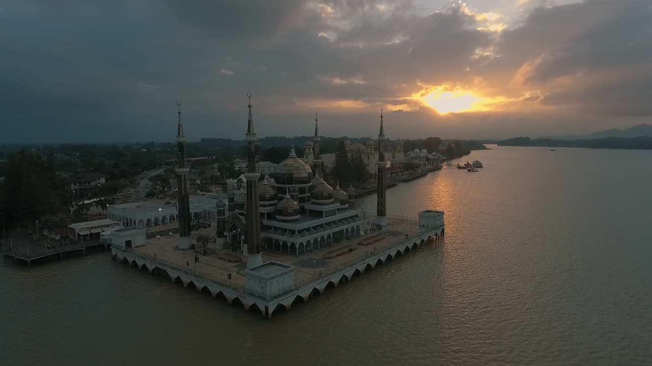 la mezquita de cristal.