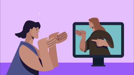 mujeres jóvenes que se comunican con el escritorio