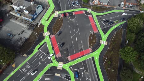 vista aérea vehículos que viajan st helens ciclopes optimización del tráfico cruce cruce de carreteras, inclinación hacia arriba