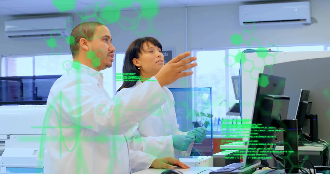 Due scienziati che premono un tasto e attivano grafici molecolari mentre analizzano i risultati di un test di laboratorio