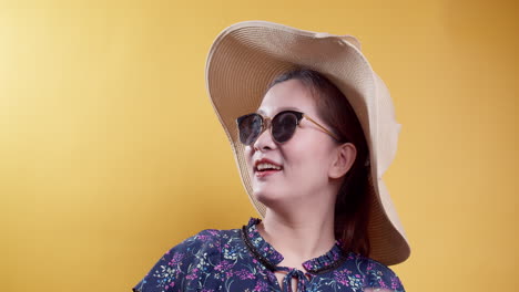 asian beauty woman with sunglass and good looking