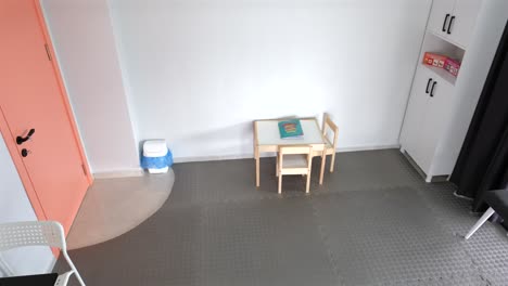 children's-chairs-and-table-book