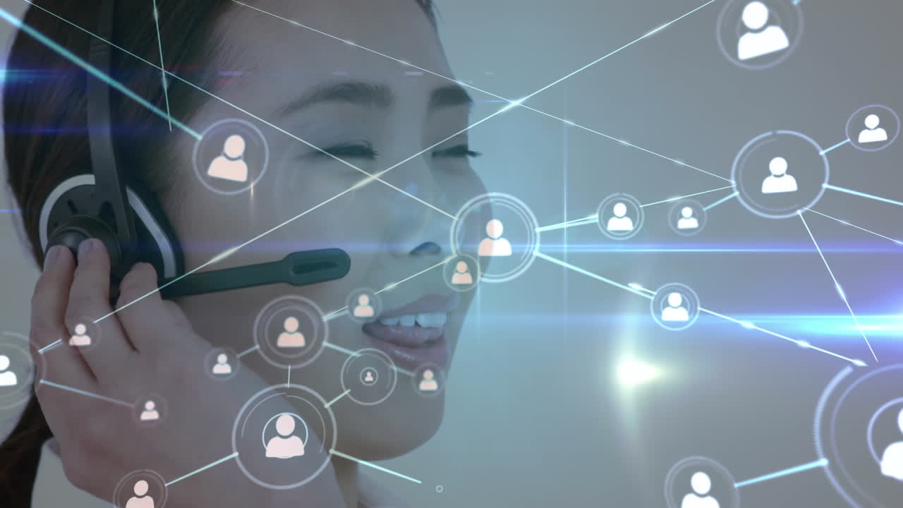 animación de redes de conexiones con iconos sobre una mujer de negocios con auriculares de teléfono