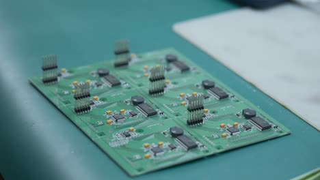 proceso de fabricación de productos electrónicos