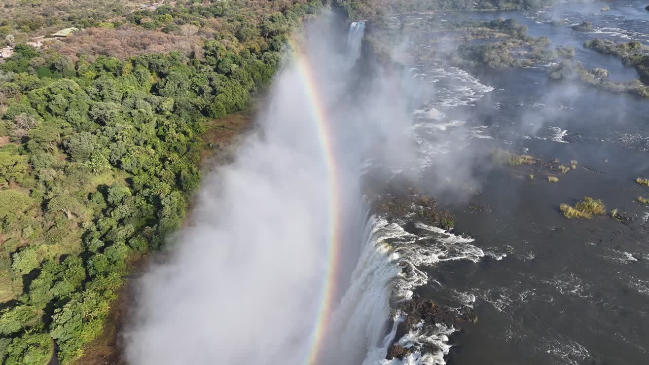 las cataratas victoria en livingstone, en el norte de rhodesia, zambia.