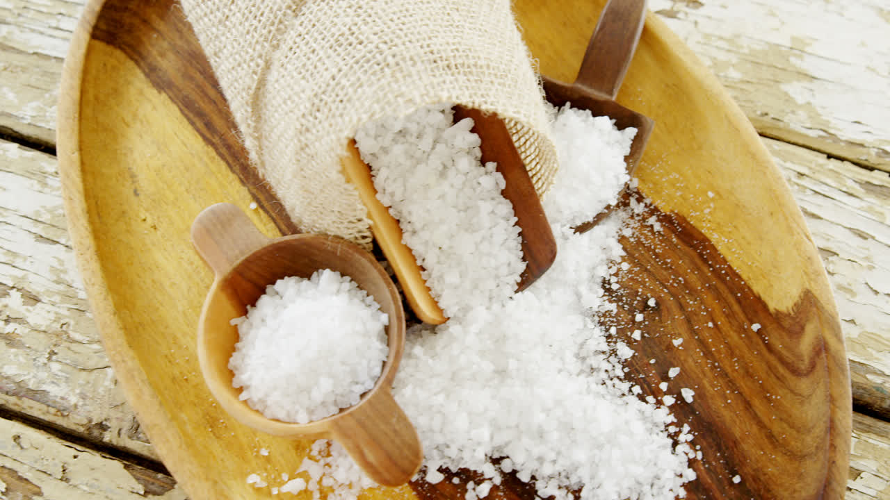 나무판에 바다 슬래드 4k