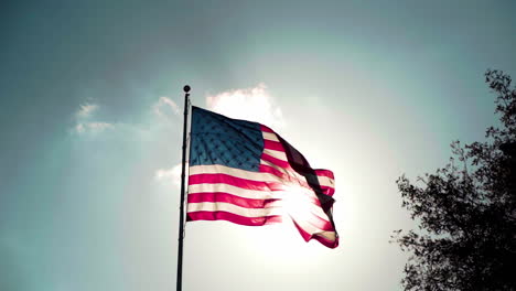 Bandera-Americana-Ondeando-En-El-Viento-2----Cámara-Lenta