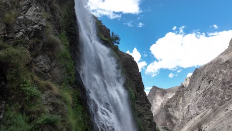 Mantoka-Waterfall's-Majestic-Cascade,-Skardu,-Pakistan