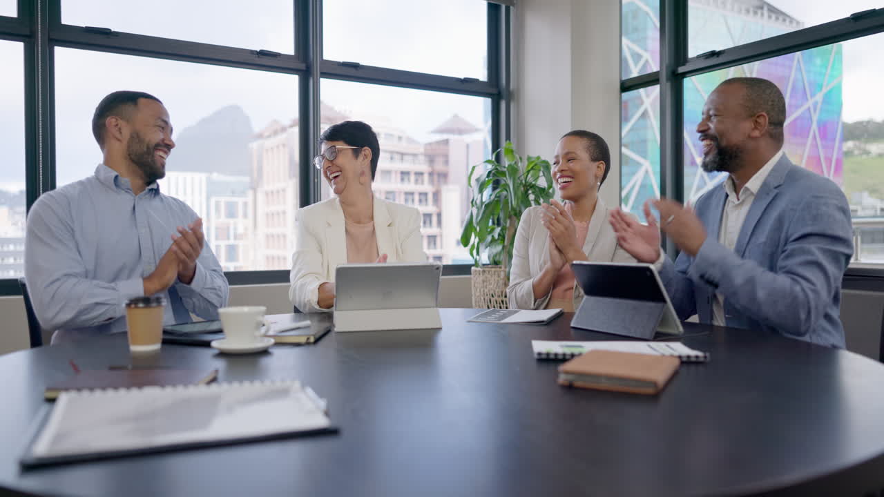 박수, 팀워크, 그리고 사업에서의 성공