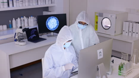 equipo de científicos en el laboratorio