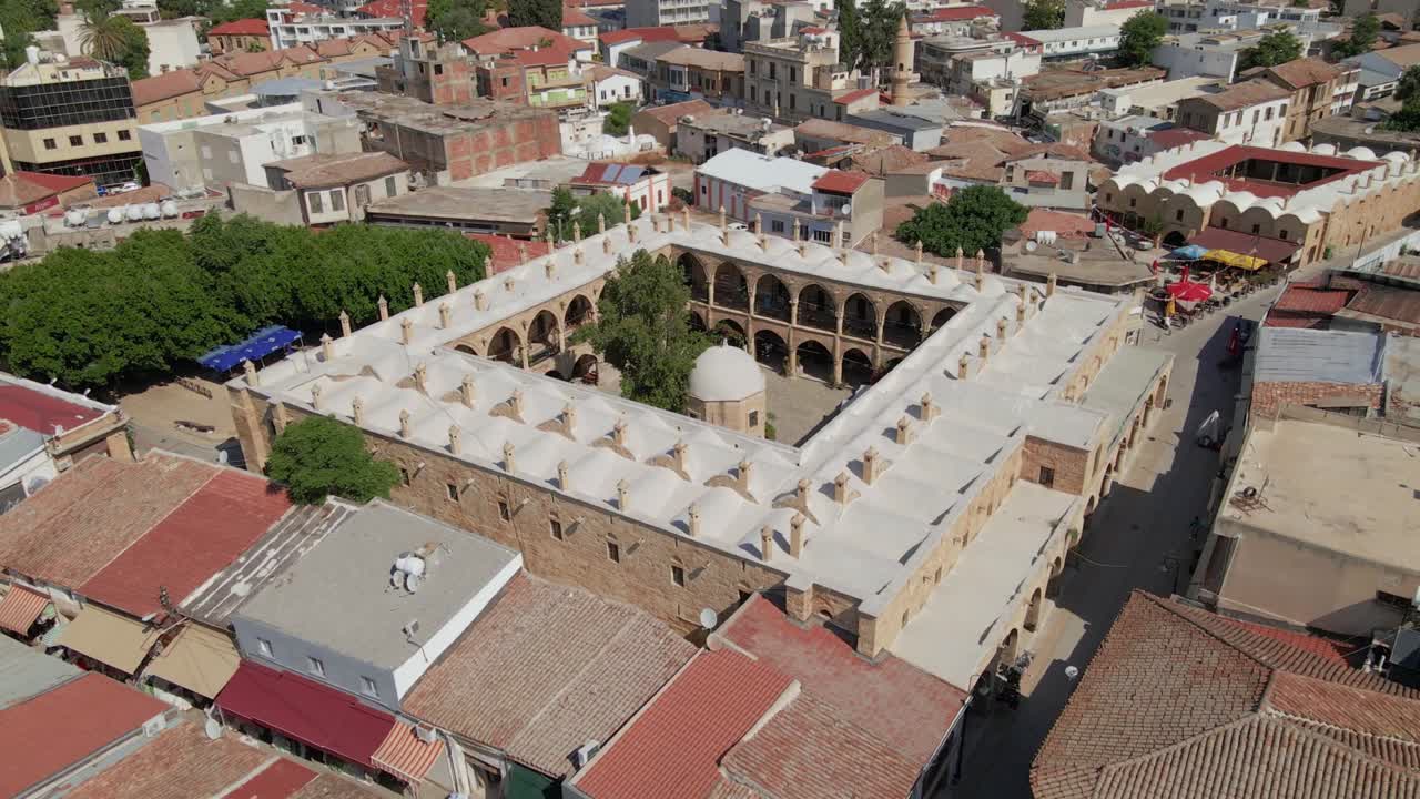 북 키프로스 니코시아 구시가지에 있는 에어리얼 그레이트 인 (büyük han) cervansarai