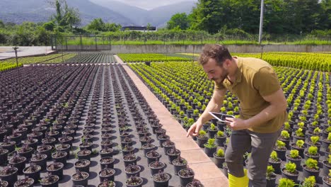 Modern-greenhouse-management.