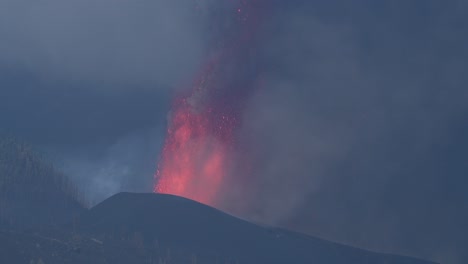 erupción volcánica de cumbre vieja en las islas canarias la palma 2021