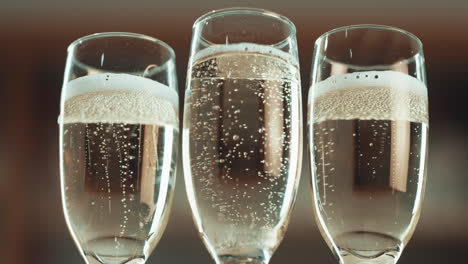 champagne flutes