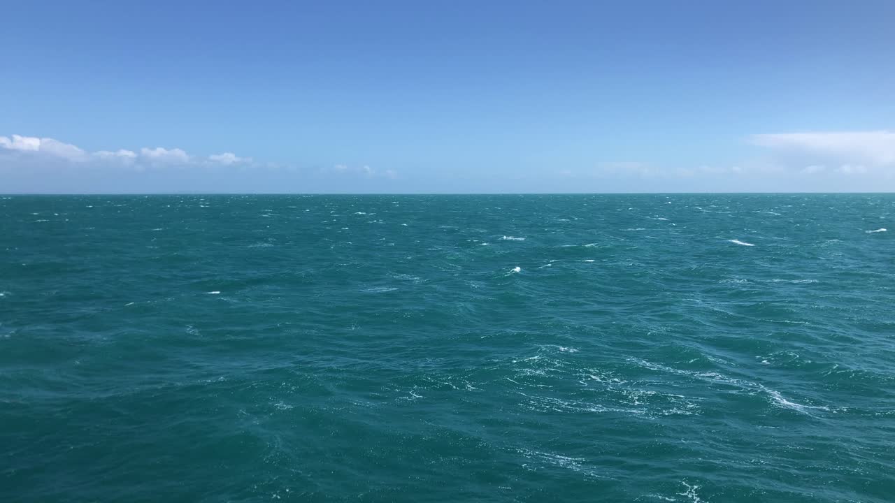 바다, 파도, 수평선과 하늘