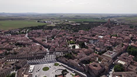 Wide-establishing-shot-of-spanish-city-Segovia