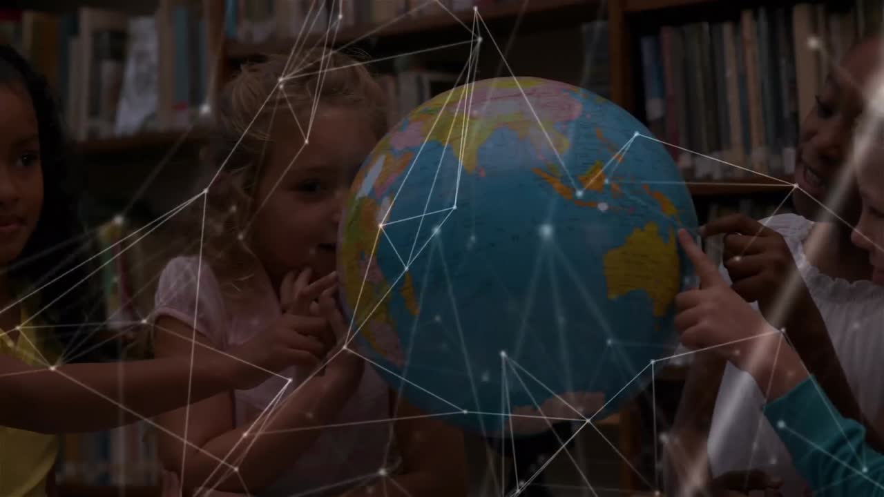 red de conexiones entre diversos estudiantes que aprenden geografía usando un globo en la escuela primaria