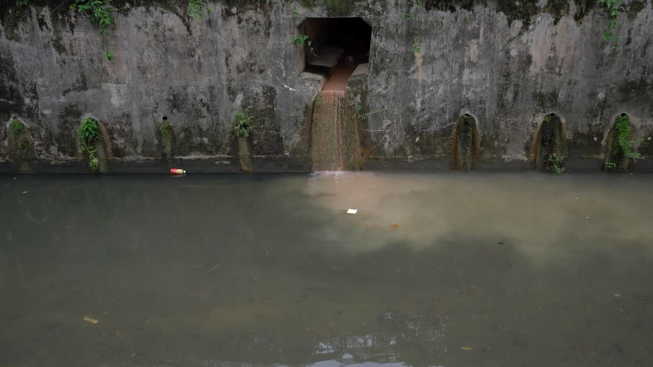Canal system for drainage and flood protection in Singapore. The system is designed to manage the city-state's heavy rainfall and prevents flooding in low-lying areas.
