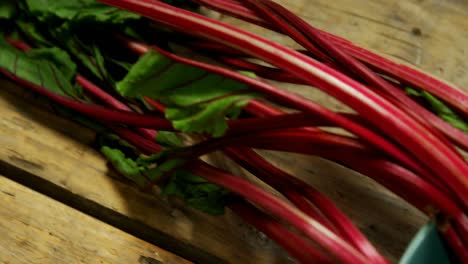 Close-up-of-kohlrabi-on-wooden-table-4k