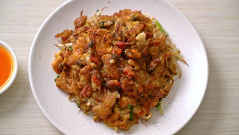 Crispy-Fried-Mussel-Pancake-or-Mussel-Omellette