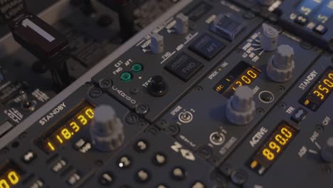 Interior-of-a-Boeing-737-plane,-detailed-close-up-from-cockpit