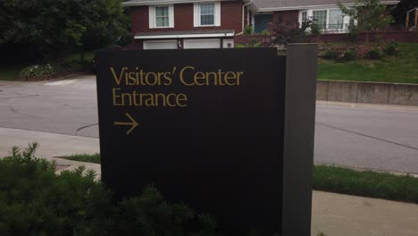 sign on the side walk to the liberty jail a mormon visitor center in liberty missouri