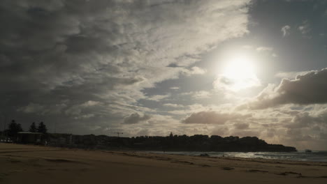 Wide-Shot-of-Bondi-Beach-on-a-sunny-Summer-morning,-Sydney,-Australia