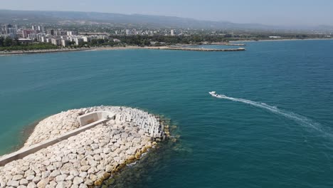 Lancha-Rápida-En-La-Vista-Aérea-Del-Mar