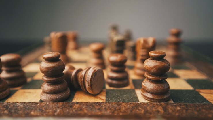 Chess king checkmate falling game