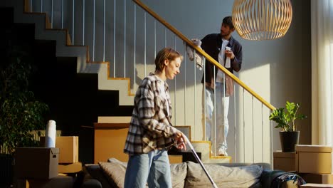 couple cleaning and moving house
