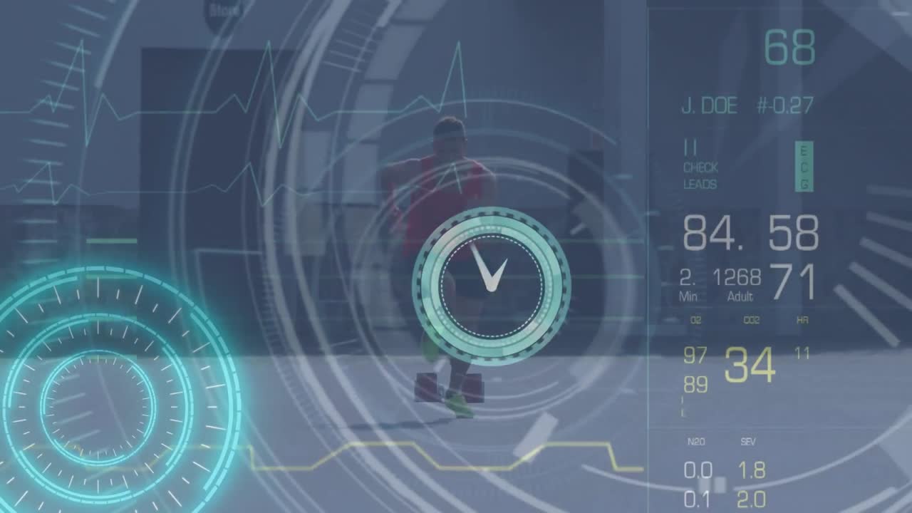 animación del procesamiento de datos sobre el corredor masculino biracial.