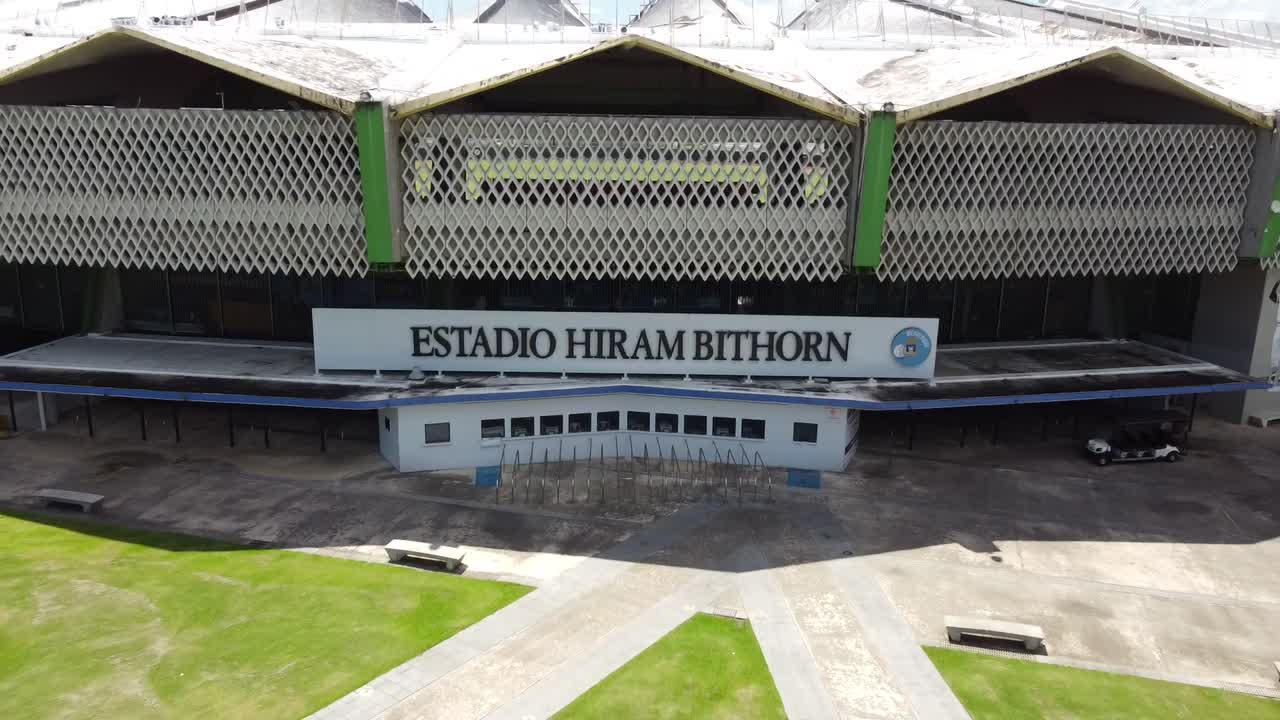 video del avión no tripulado de hiram bithorn de puerto rico