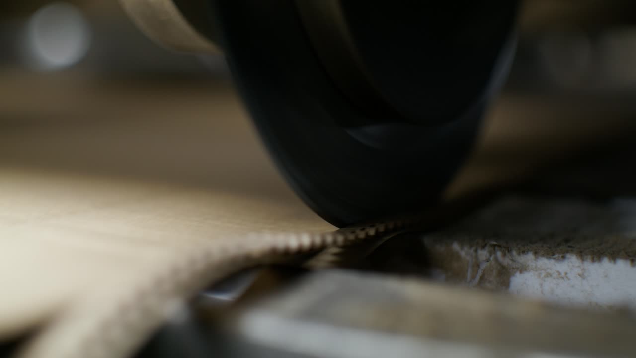 Industrielle Kartonschneidemaschine
