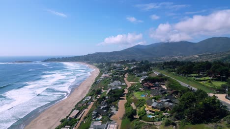 paragliding in cachagua beach, valparaiso region, country of chile