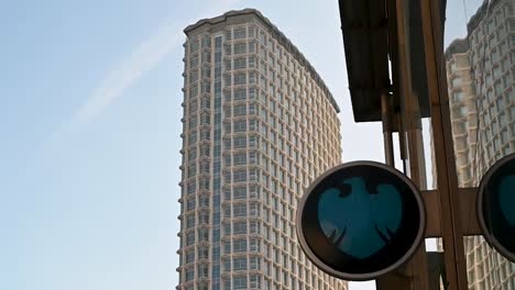 barclays frente a centre point, londres, reino unido