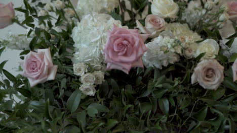 flower bouquet of roses at wedding ceremony